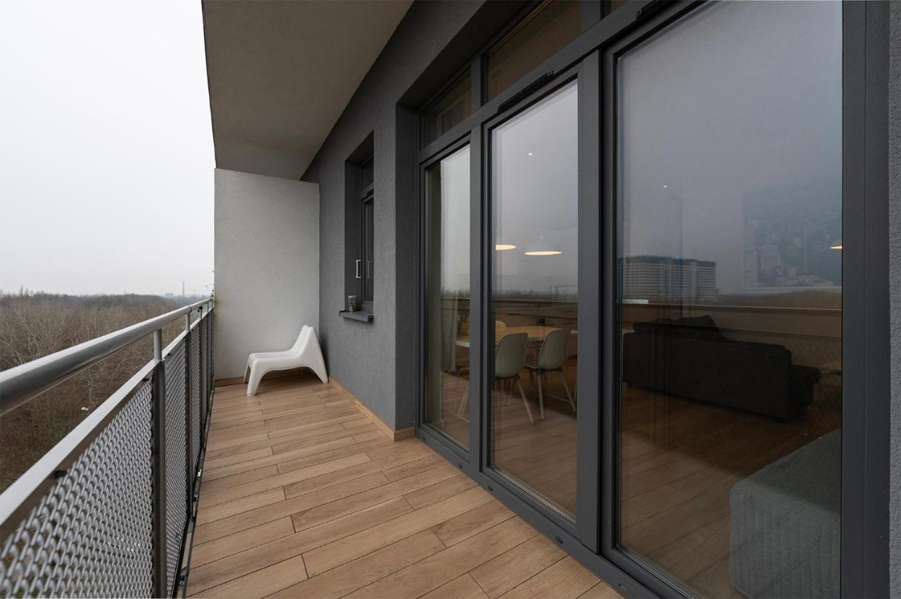 Ferienwohnung Penthouse With A View Of Lodz & Free Parking Exterior foto